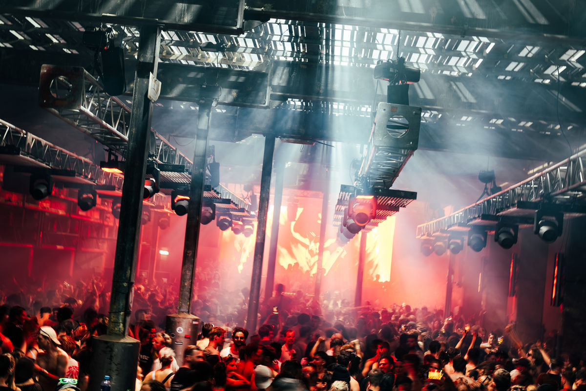 Loading... just a sec